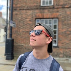 Meet your Posher, Cole